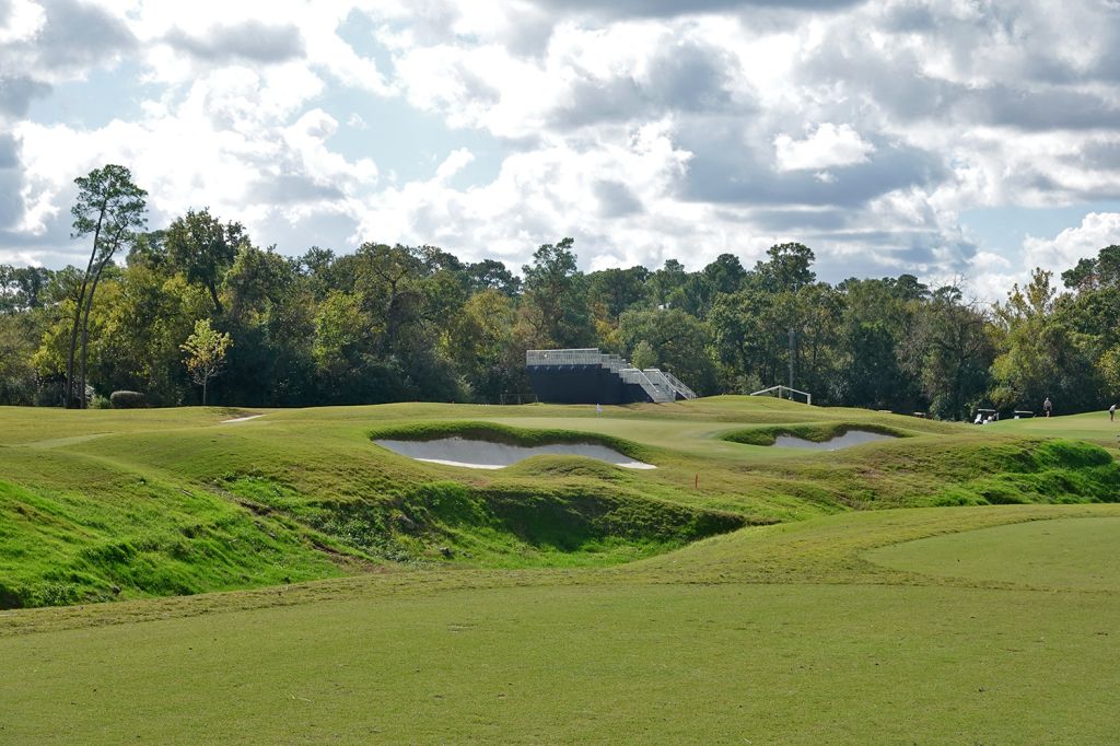 2nd Hole at Memorial Park Golf Course (167 Yard Par 3)